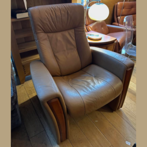 1990s Scandinavian Brown Leather Recliner