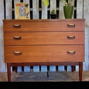 Wrighton Furniture Chest of Drawers